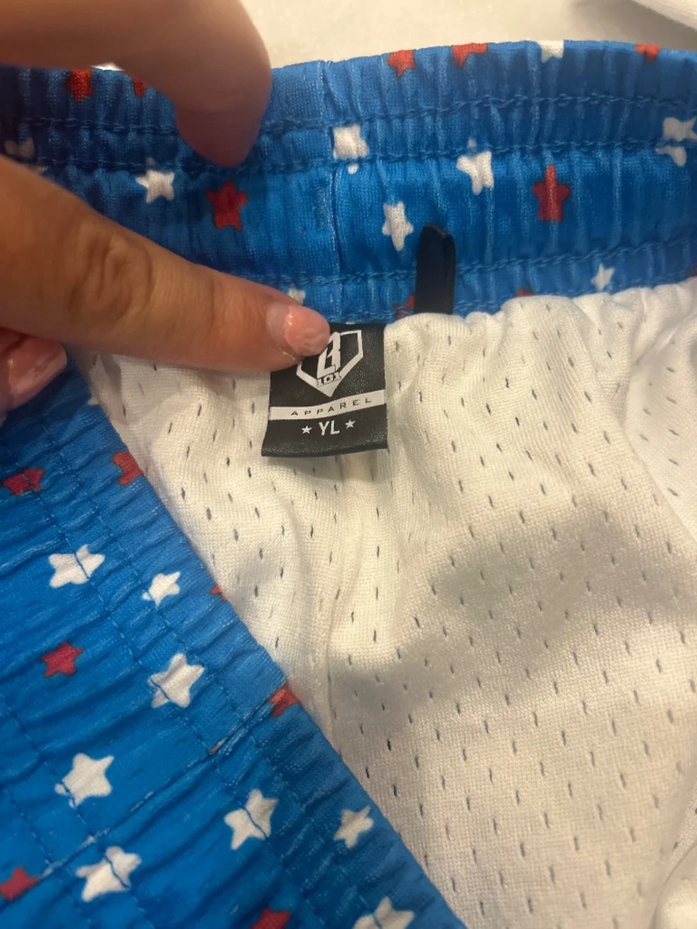 Baseball lifestyles boys shorts (L) and shirt ( L)